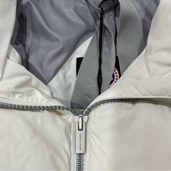 NWT Canada Goose Aurora Jacket White Water Repellent and Wind Resistant Puffer - Picture 7 of 14